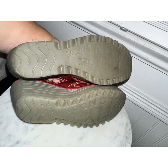 FLY LONDON Red Leather Wedge 2.5" Heel Sandal Strappy Slingback Size 37 US 6.5-7 - Picture 5 of 7